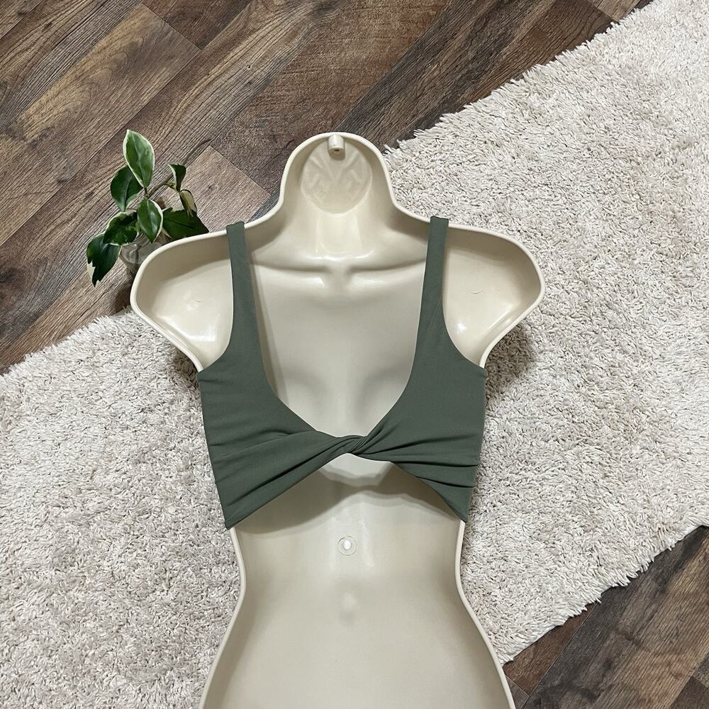 Offline by Aerie Size Small Green Real Me Square Neck Twist Detail Sports Bra - Picture 3 of 4